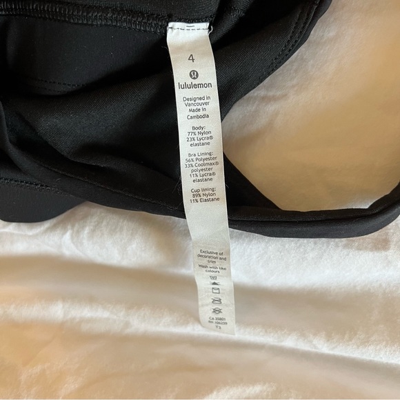 Worn 1 time, too small! Lululemon Energy Long Line Bra. Size 4. Black - Picture 4 of 5